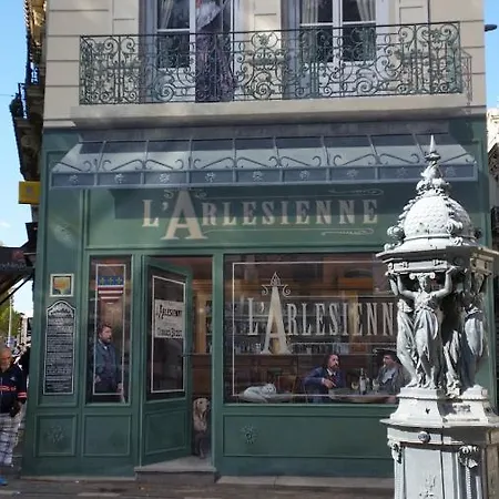 Centre Historique דירה *